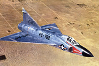 F-102“三角剑”