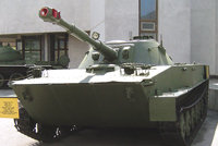 PT-76轻型两栖坦克